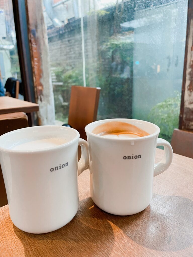 韓国の韓屋カフェonionのコーヒー