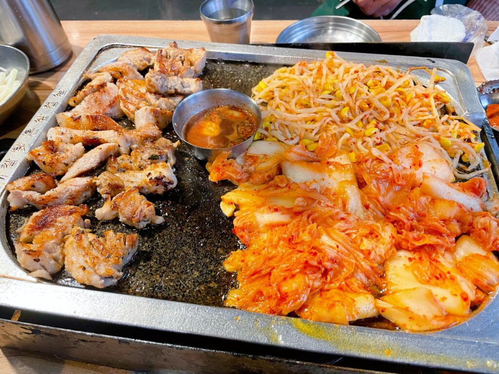 韓国で食べたサムギョプサル